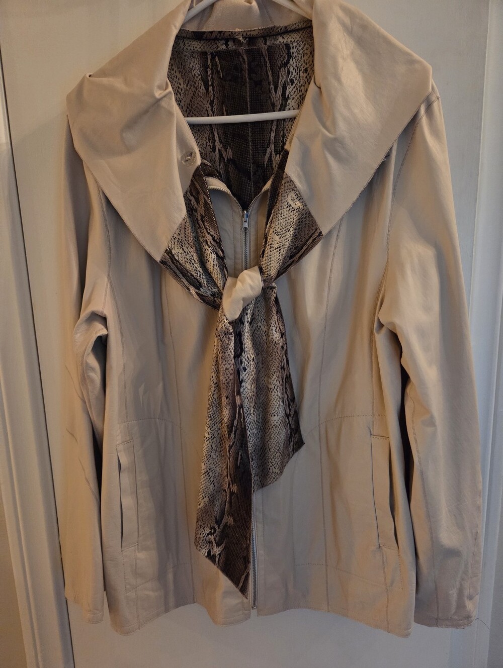 Women’s Beige Leather Jacket with Snake-Print Scarf Detail